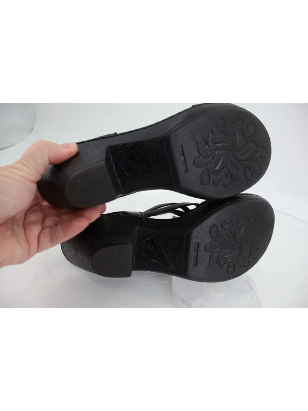 Born Valakas Sandals Women 9 / 40.5 Black Woven Faux Leather Slingback Shoes